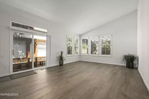 Living - 730 Caughlin Gln, Reno, NV 89519 photo 5 of 7