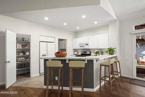 Kitchen - 730 Caughlin Gln, Reno, NV 89519 photo 1 of 3