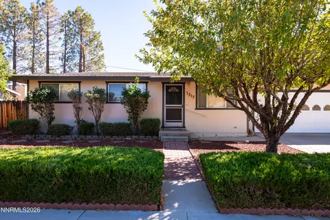1317 Toiyabe Ave, Gardnerville, NV 89410