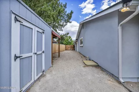 Exterior - 4100 Edrie Dr, Reno, NV 89502 photo 6 of 18