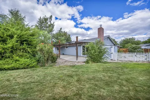 Exterior - 4100 Edrie Dr, Reno, NV 89502 photo 11 of 18