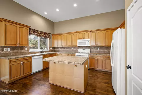 Kitchen - 1756 Walnut Dr, Fernley, NV 89408 photo 1 of 3
