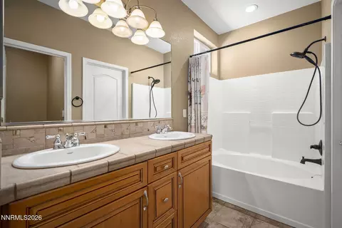 Bath - 1756 Walnut Dr, Fernley, NV 89408 photo 1 of 2