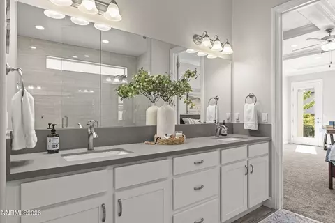 Bath - 1551 Elk Run Trl, Reno, NV 89523 photo 5 of 8