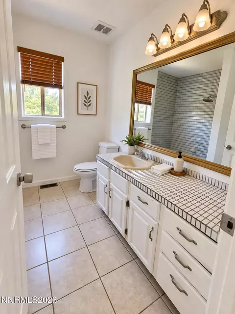 Bath - 2990 Rustic Manor Cir, Reno, NV 89509 photo 1 of 7