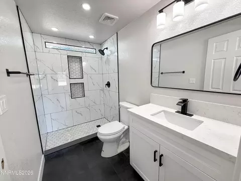 Bath - 5510 Vanessa Dr, Fallon, NV 89406 photo 3 of 4