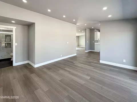 Living - 5510 Vanessa Dr, Fallon, NV 89406 photo 5 of 7