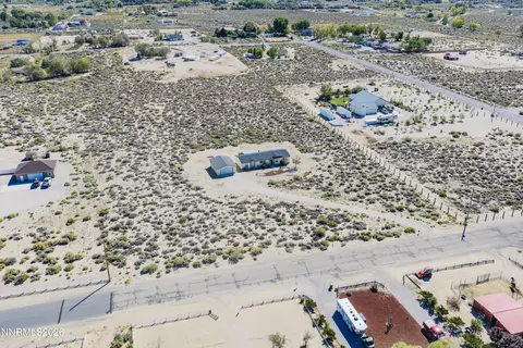 View/Area - 4301 Horseshoe Dr, Fallon, NV 89406 photo 3 of 9