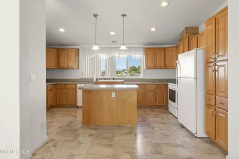 Kitchen - 4301 Horseshoe Dr, Fallon, NV 89406 photo 1 of 5