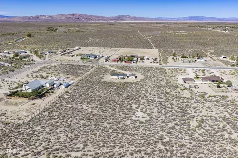View/Area - 4301 Horseshoe Dr, Fallon, NV 89406 photo 5 of 9