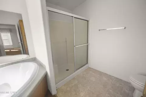 Bath - 4301 Horseshoe Dr, Fallon, NV 89406 photo 3 of 4