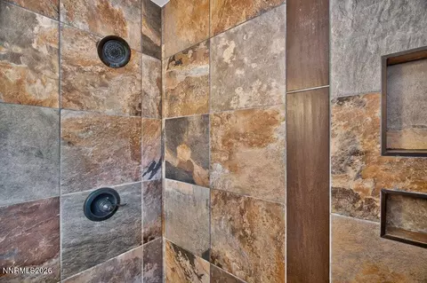 Bath - 2291 Empire Rd, Reno, NV 89521 photo 2 of 4