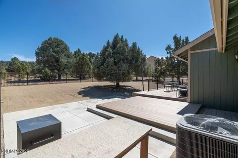 Exterior - 2291 Empire Rd, Reno, NV 89521 photo 6 of 9