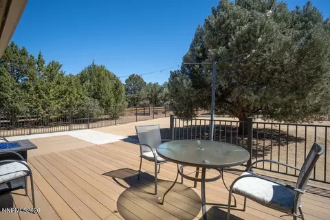 Exterior - 2291 Empire Rd, Reno, NV 89521 photo 3 of 9