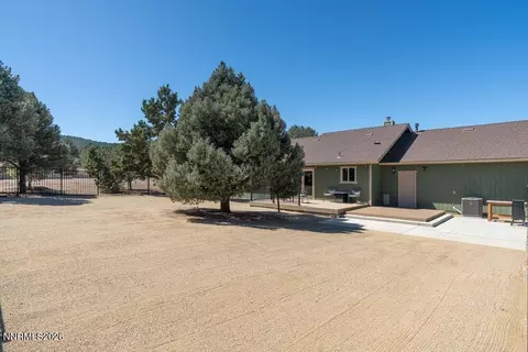 Exterior - 2291 Empire Rd, Reno, NV 89521 photo 8 of 9