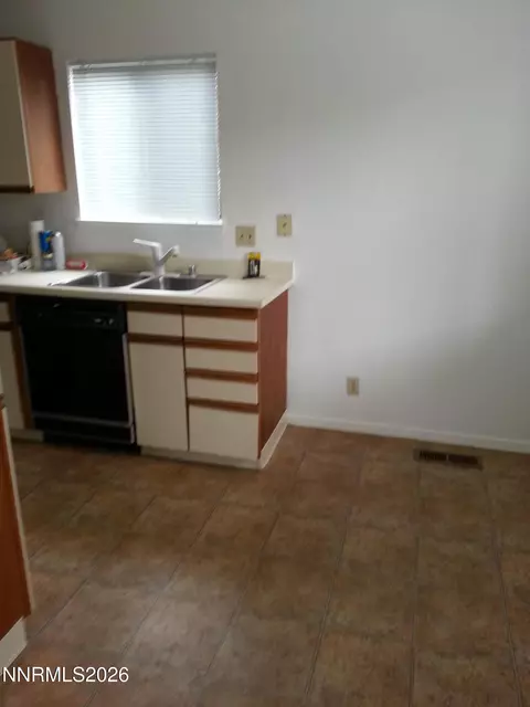 Kitchen - 312 E Taylor St, Reno, NV 89502 photo 3 of 5