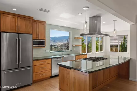 7230 Heritage Oaks Dr, Reno, NV 89523