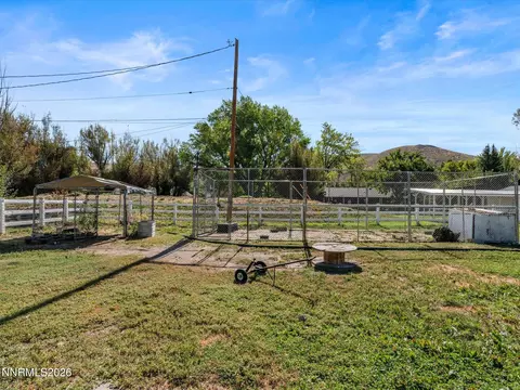 Exterior - 110 E Laramie Dr, Reno, NV 89521 photo 13 of 18