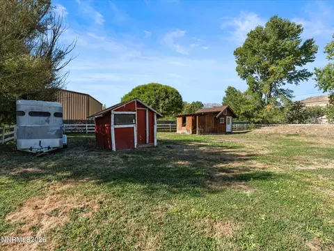 Exterior - 110 E Laramie Dr, Reno, NV 89521 photo 14 of 18