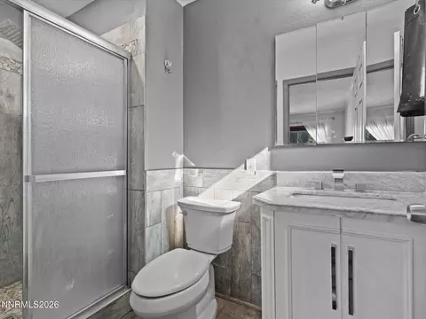 Bath - 110 E Laramie Dr, Reno, NV 89521 photo 1 of 2