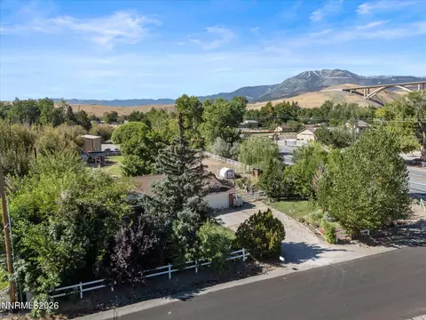 View/Area - 110 E Laramie Dr, Reno, NV 89521 photo 1 of 13