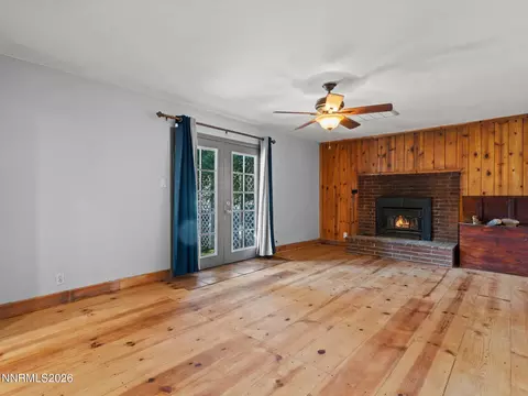 Living - 110 E Laramie Dr, Reno, NV 89521 photo 6 of 7