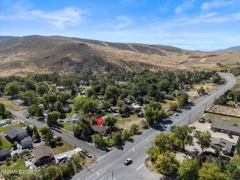 View/Area - 110 E Laramie Dr, Reno, NV 89521 photo 10 of 13