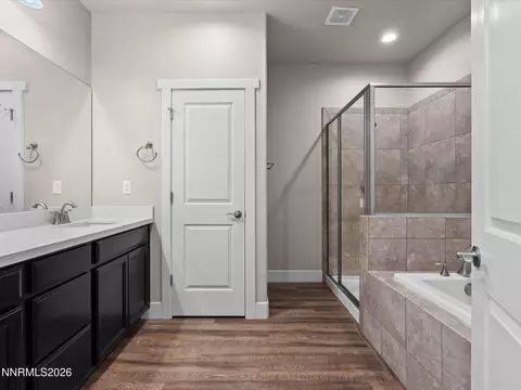 Bath - 744 E Cottage Loop, Gardnerville, NV 89460 photo 1 of 4