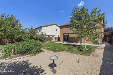 Exterior - 11565 Verazae Dr, Reno, NV 89521 photo 6 of 9