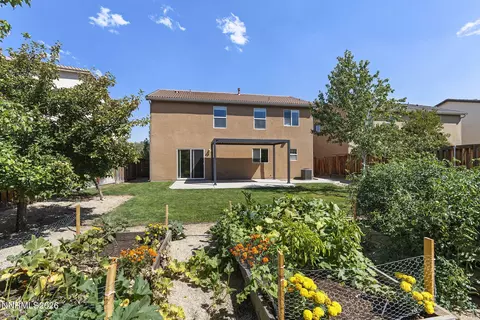 Exterior - 11565 Verazae Dr, Reno, NV 89521 photo 7 of 9