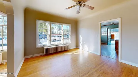 Living - 98 S Bailey St, Fallon, NV 89406 photo 1 of 3