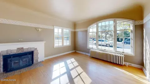Living - 98 S Bailey St, Fallon, NV 89406 photo 2 of 3