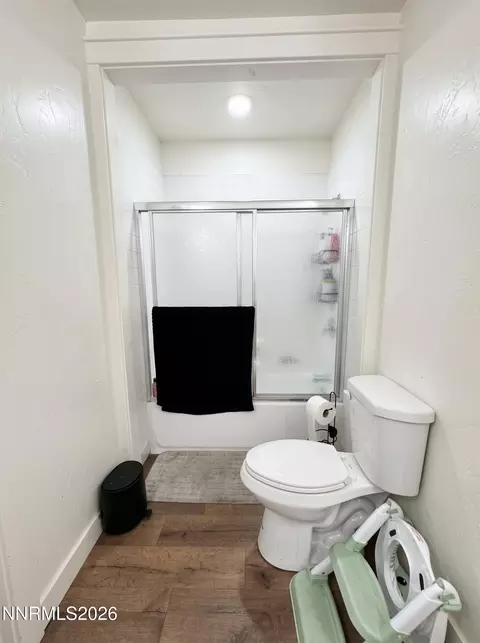 Bath - 1230 E St, Sparks, NV 89431 photo 1 of 4