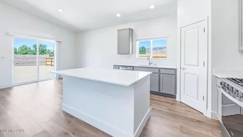 Kitchen - 627 Fraser Loop, Dayton, NV 89403 photo 1 of 4