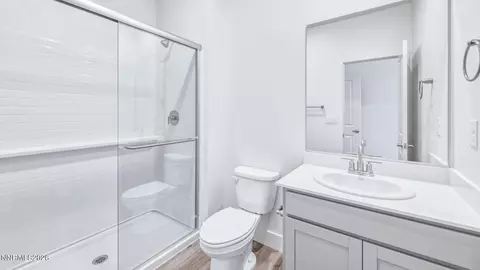 Bath - 627 Fraser Loop, Dayton, NV 89403 photo 4 of 4