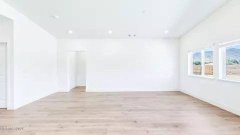Living - 627 Fraser Loop, Dayton, NV 89403 photo 6 of 6