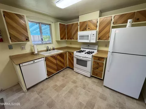 Kitchen - 10052 Albite St, Reno, NV 89506 photo 2 of 2