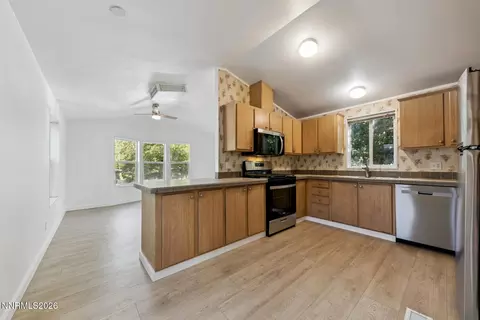 Kitchen - 176 Crescent Dr, Stateline, NV 89449 photo 1 of 3