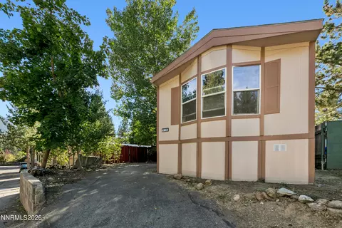 176 Crescent Dr, Stateline, NV 89449