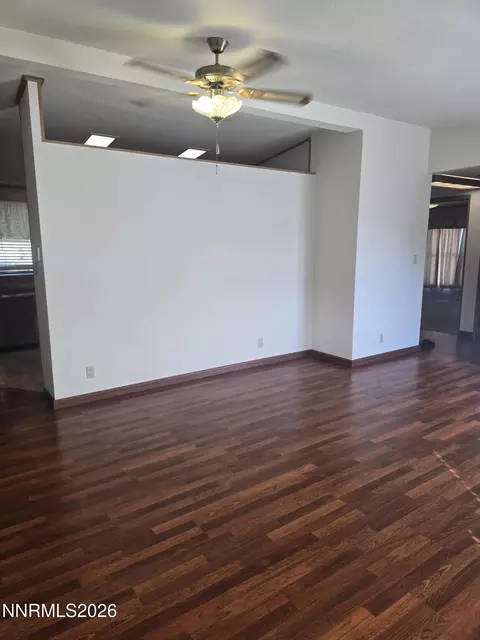 Living - 4676 Solias Rd, Fallon, NV 89406 photo 2 of 8