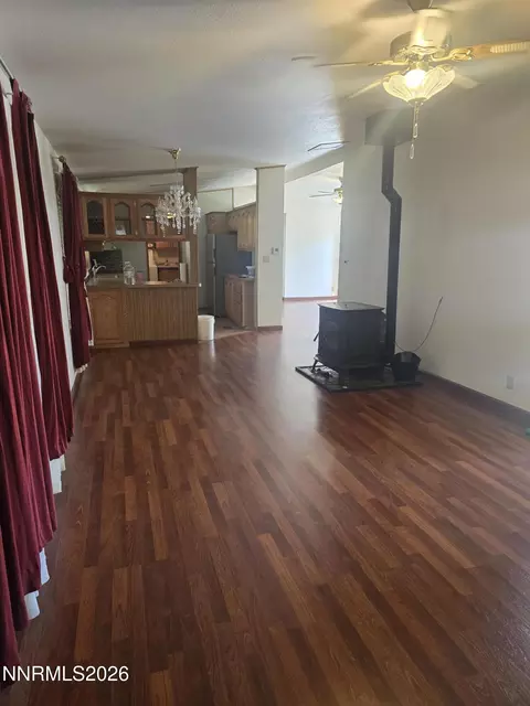 Living - 4676 Solias Rd, Fallon, NV 89406 photo 6 of 8