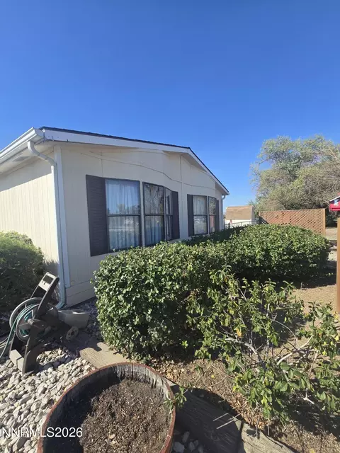 Exterior - 4676 Solias Rd, Fallon, NV 89406 photo 1 of 4