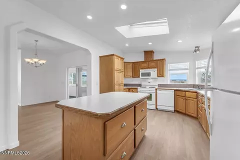 Kitchen - 10880 Carson Hwy, Fallon, NV 89406 photo 3 of 5
