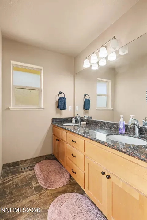 Bath - 790 Timber Way, Fallon, NV 89406 photo 2 of 3