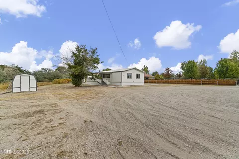 Exterior - 3045 Casey Rd, Fallon, NV 89406 photo 2 of 7
