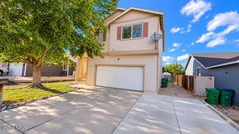 8221 Big River Dr, Reno, NV 89506