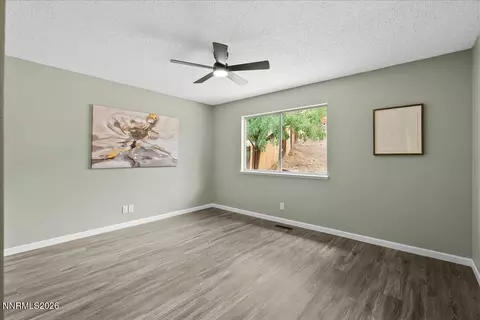 7295 Lindsey Ln, Sparks, NV 89436 photo 15