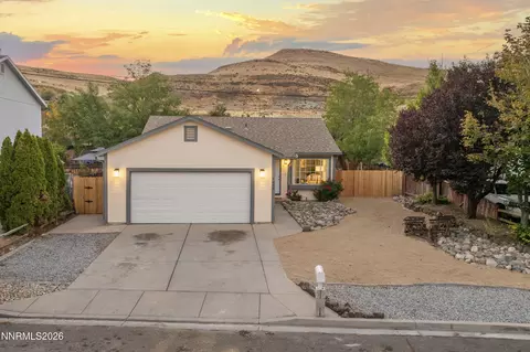 7295 Lindsey Ln, Sparks, NV 89436