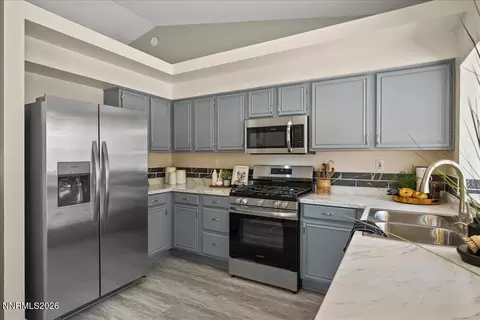 7295 Lindsey Ln, Sparks, NV 89436 photo 13
