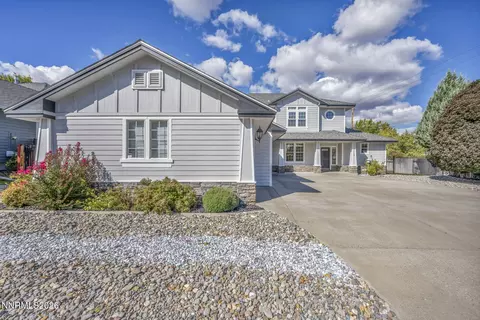 1724 Pinoak Ln, Carson City, NV 89703